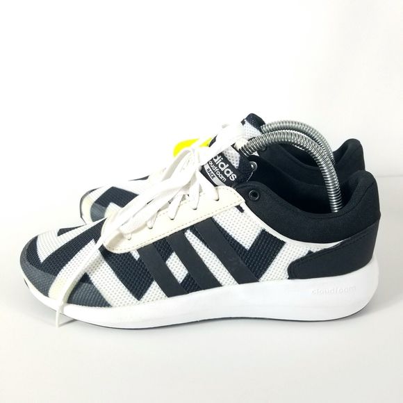 ADIDAS NEO CLOUDFOAM Women US 7 BLACK WHITE Geometric Running SNEAKERS AW5284 - Picture 2 of 10